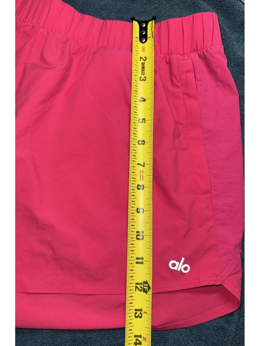 Alo Womens Playmaker Pink Dolphin Shorts Sz L Active Barbie Athleisure #02 - Picture 5 of 12